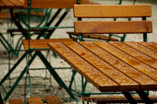Comment empêcher son parasol de s’envoler ?