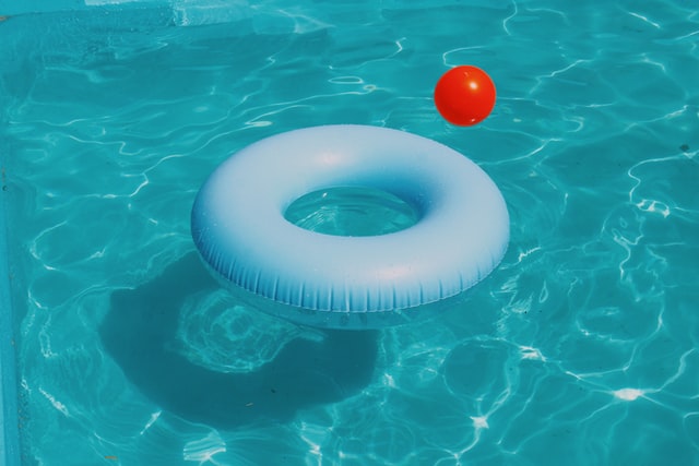 Bouee piscine