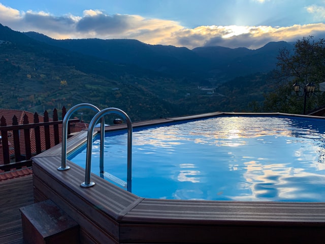 Que faire avec sa piscine hors sol quand il pleut