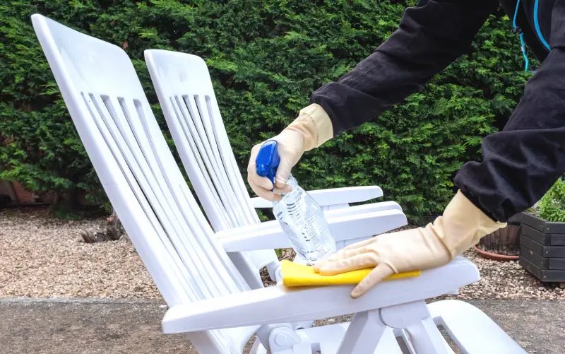 Renovateur plastique mobilier exterieur